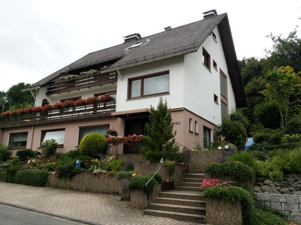 Hotel Haus Hubertus Winterberg Exterior foto